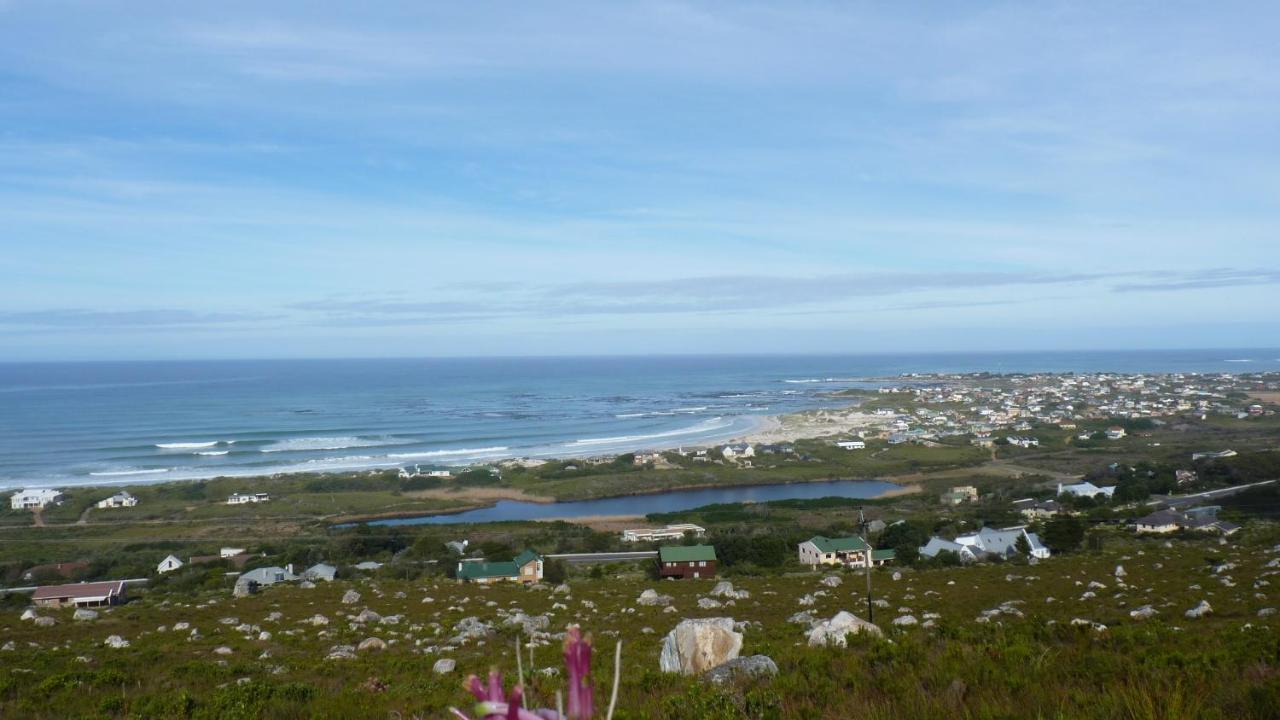 The Trailhouse Hotel Bettyʼs Bay Buitenkant foto