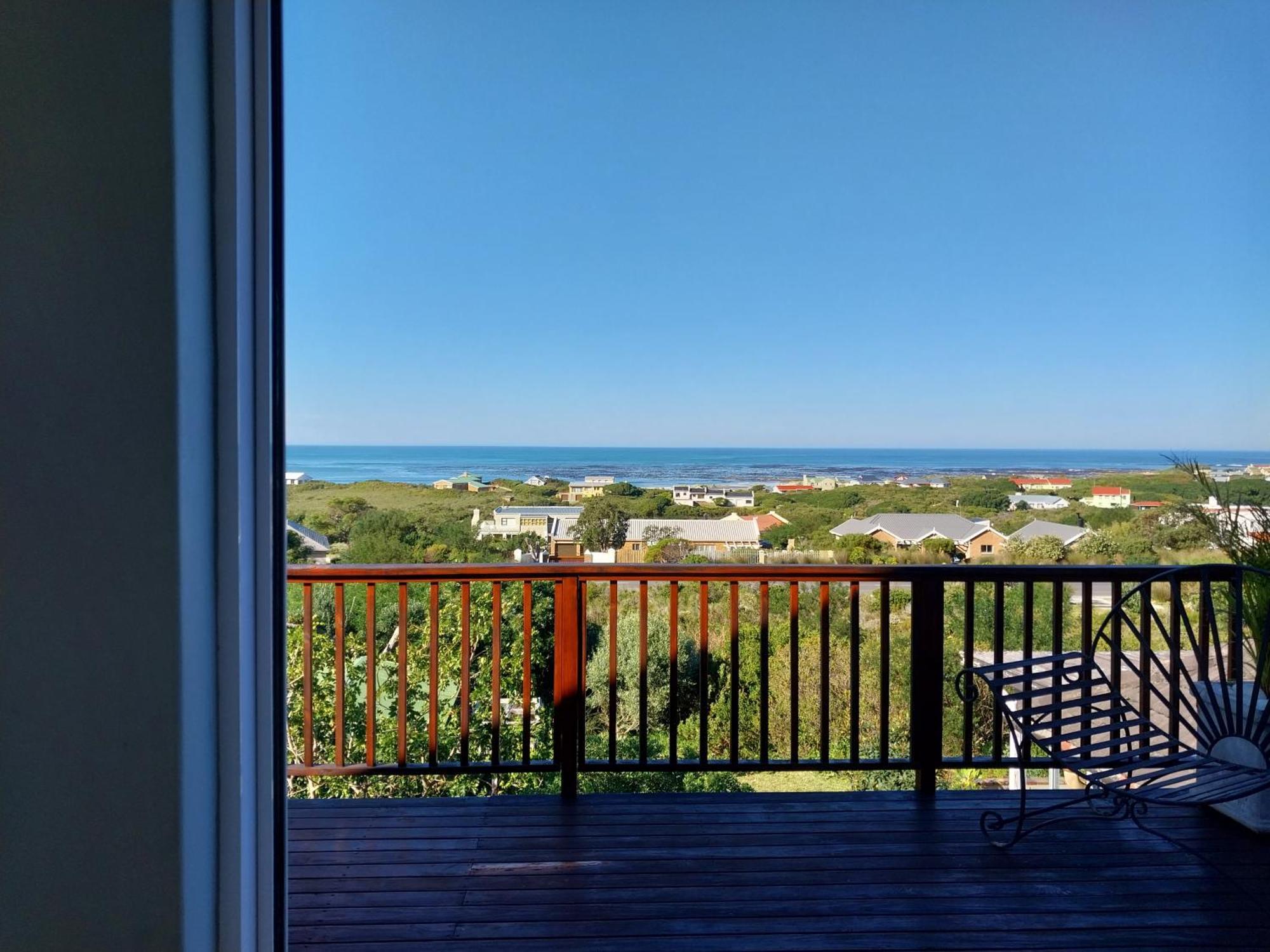 The Trailhouse Hotel Bettyʼs Bay Buitenkant foto