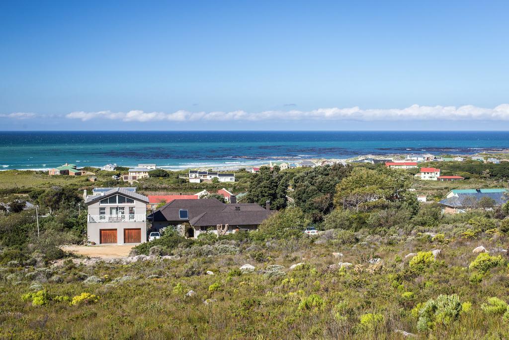 The Trailhouse Hotel Bettyʼs Bay Buitenkant foto