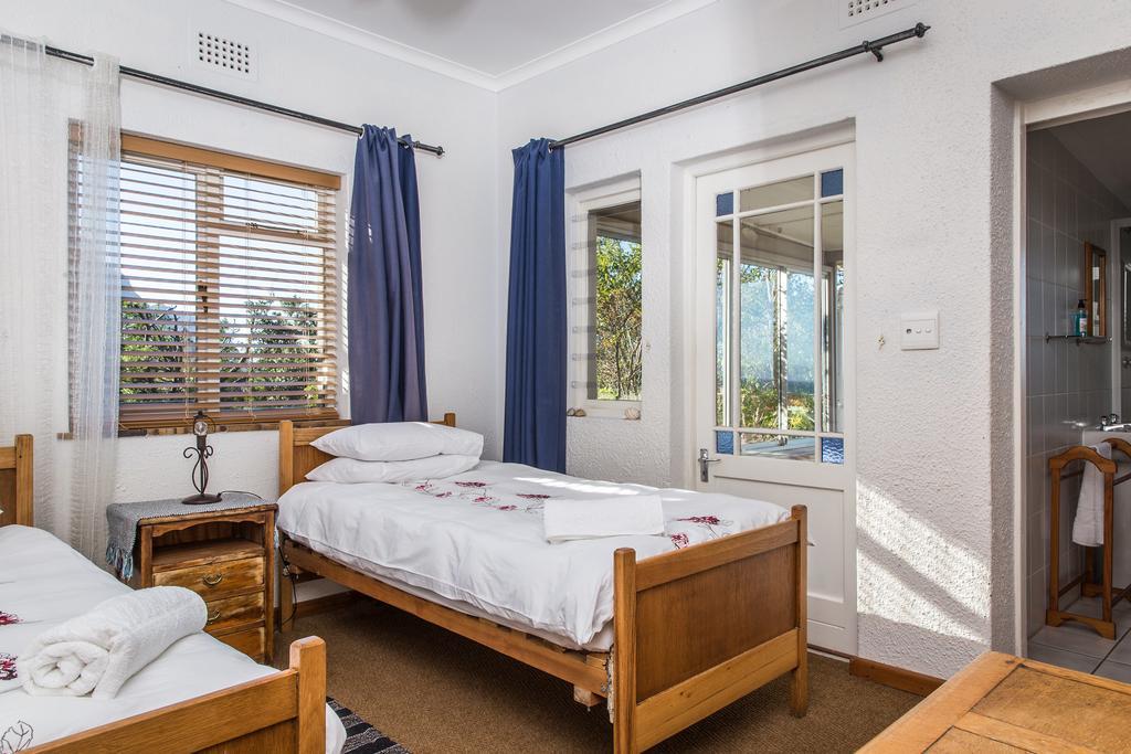 The Trailhouse Hotel Bettyʼs Bay Buitenkant foto
